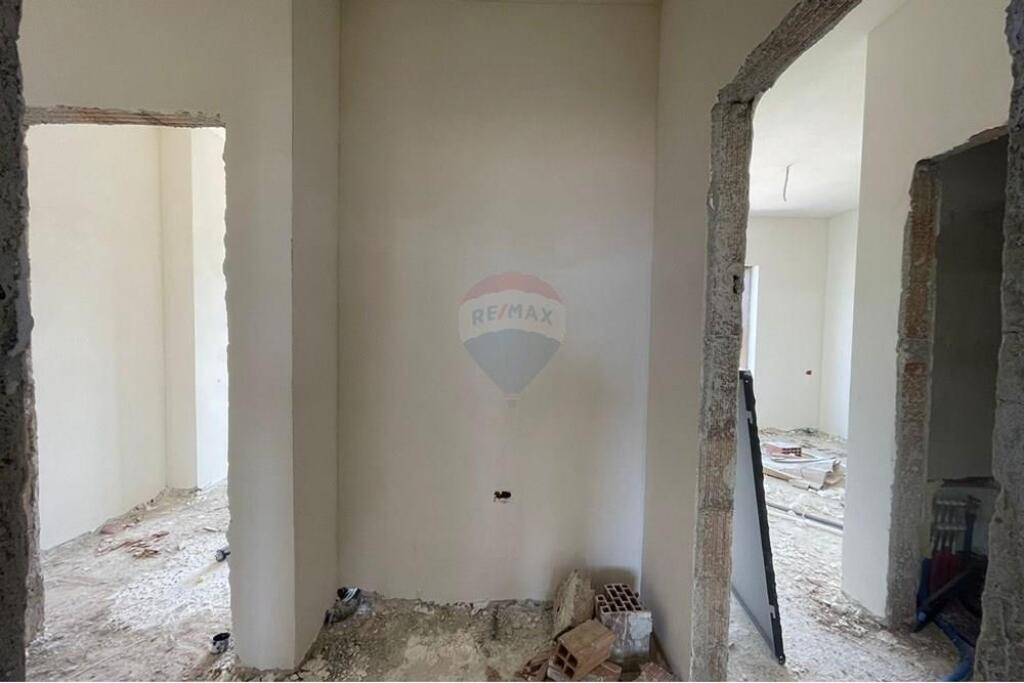Apartament 2+1 per shitje tek Bulevardi Ri!