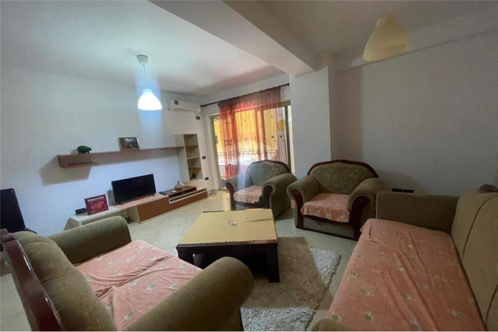 Apartament 2+1 për qira në Astir!