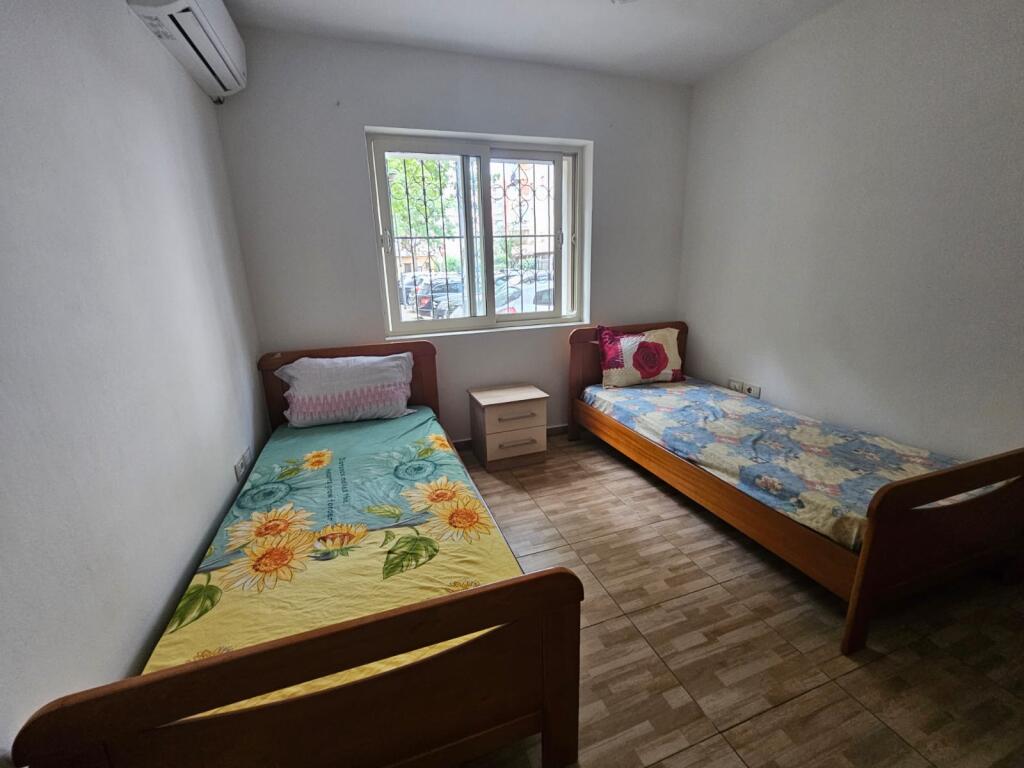 Jepet Me Qera Apartament 2+1+1 Ballkon