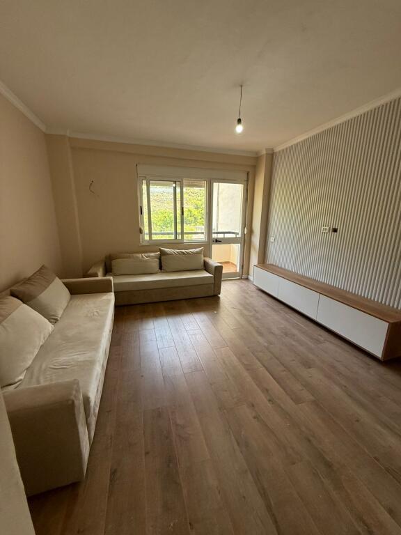 For sale Apartment 1+1 – Shkëmbi i Kavajës