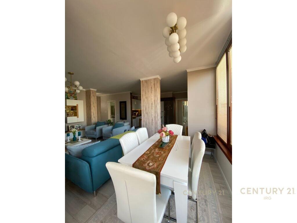 Elbasan Street Apartment 3+1+2+Parking Space! IRG117213