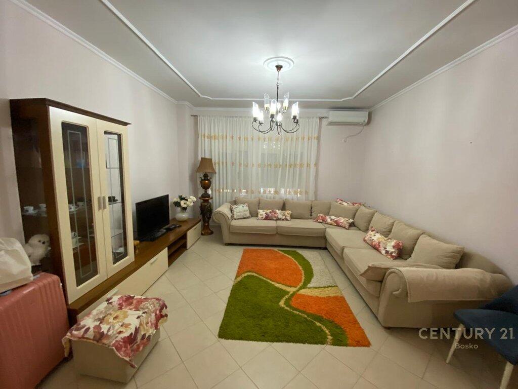RENT APARTMENT 2+1 NEAR THE PROSECUTOR'S OFFICE OF TIRANA!