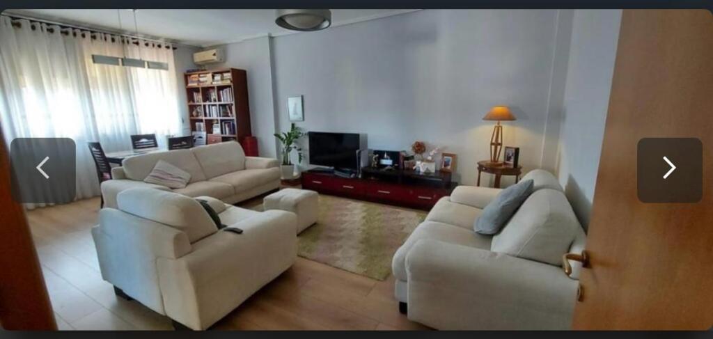 For Rent, Apartment 2+1, Paris Commune