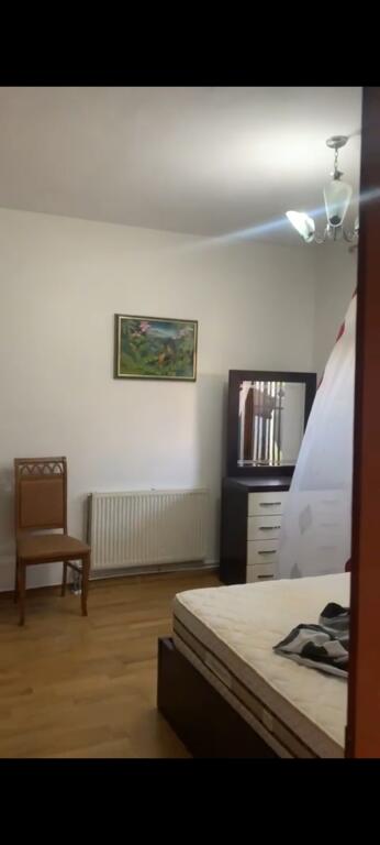 Apartament 2+1 për qira në Don Bosko.