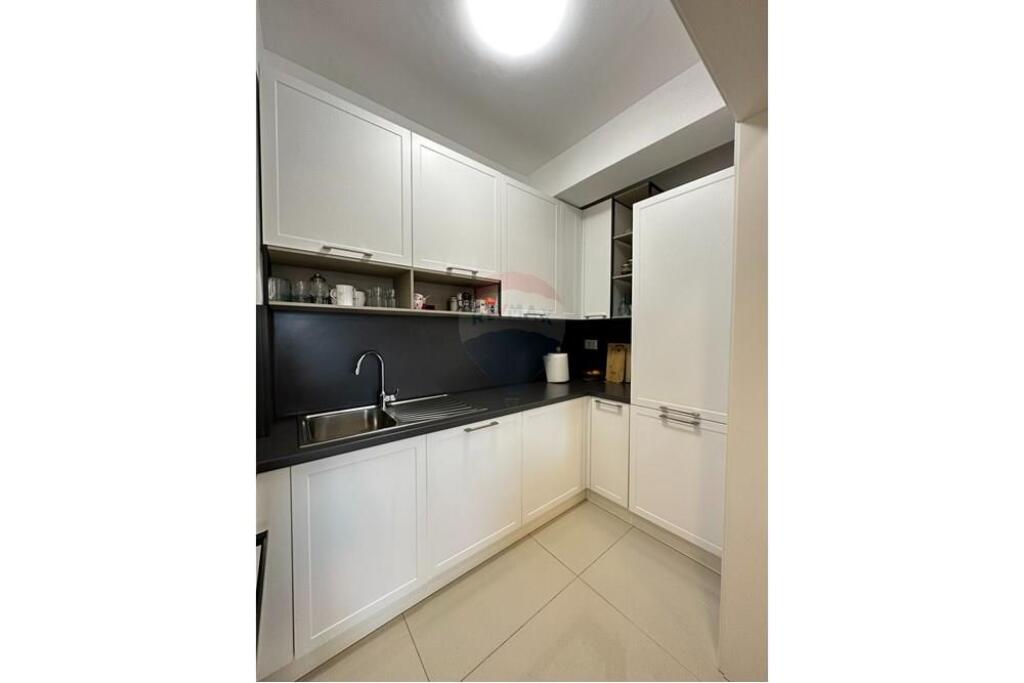 Apartment - For Rent - Çam Market, Tirana
