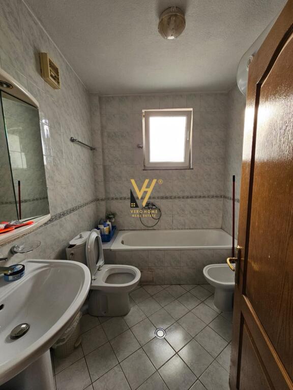 SHITET APARTAMENT 2+1+BLK TE RRUGA E DIBRES
