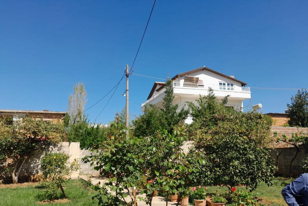 3-Story Villa for Rent for Business Environment near the United School!!!