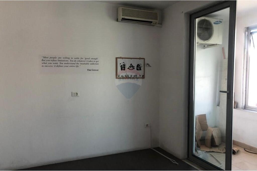 Office for Rent Zogu Zi