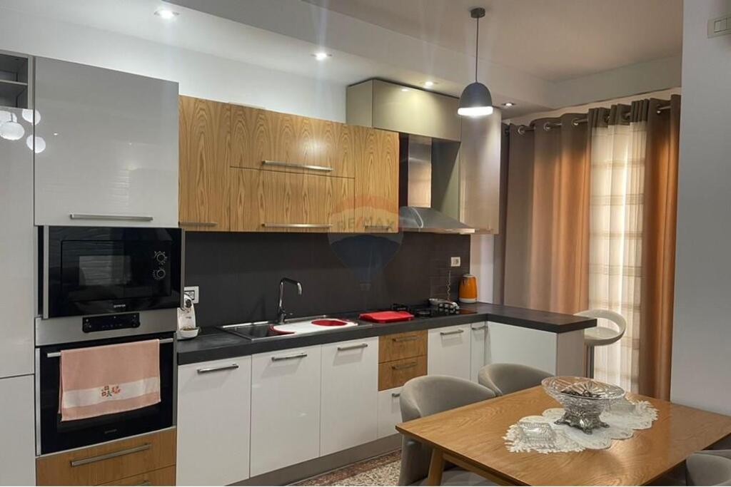 Apartament me qira (2+1) Yzberisht