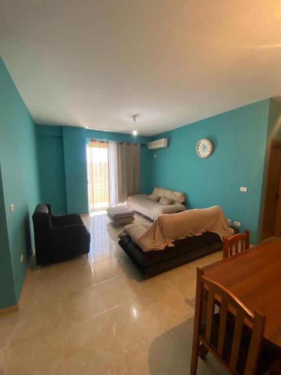 Jepet apartament 2+1+2 me qera ne Astir.