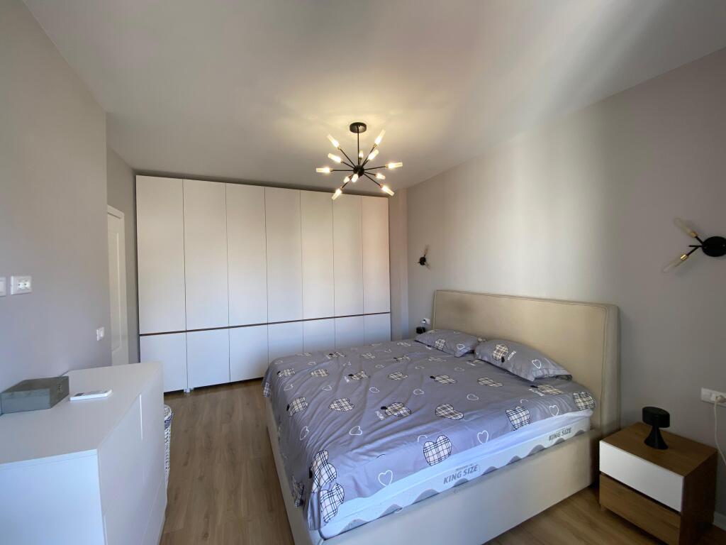 Apartament modern për shitje 2+1+depo pranë Kodrës së Diellit.
