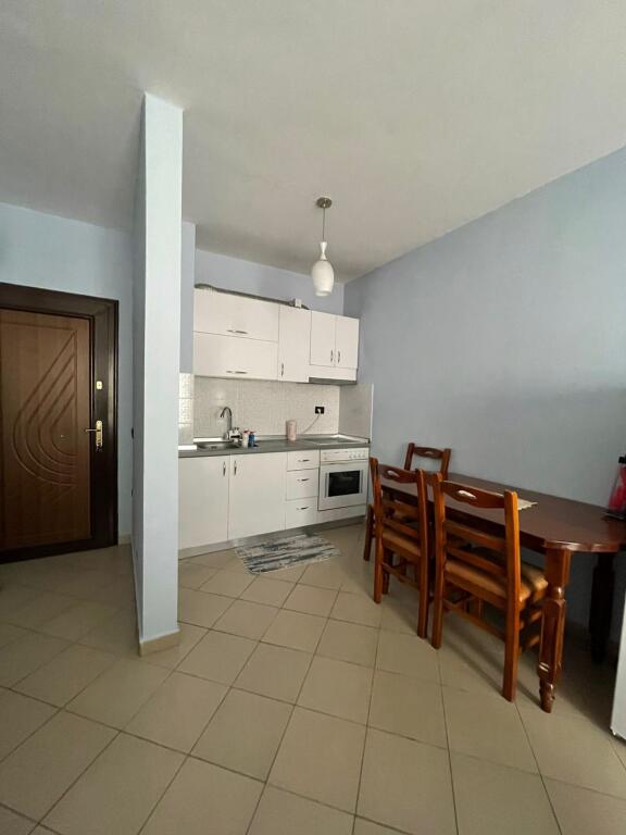 Apartament me qera 1+1 Fresk