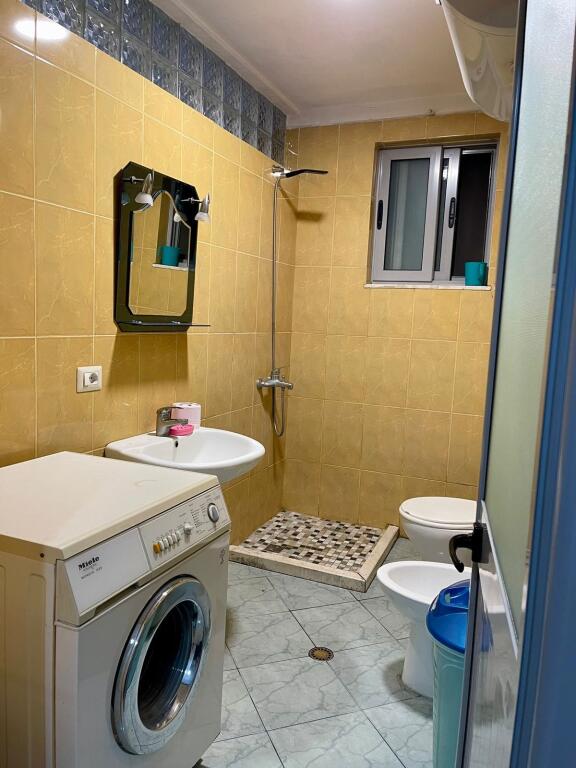 1+1 apartment for rent in front of Delijorgji, building with arrows