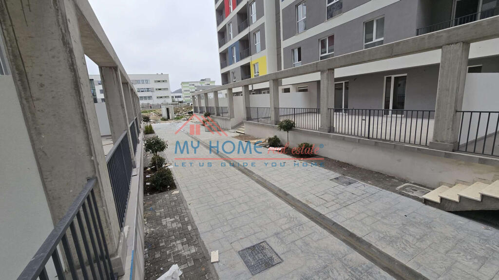 OFFER!!! Shop for Sale Univers City Tirana