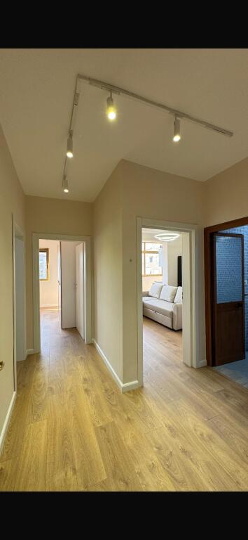 Apartament me qera 2+1