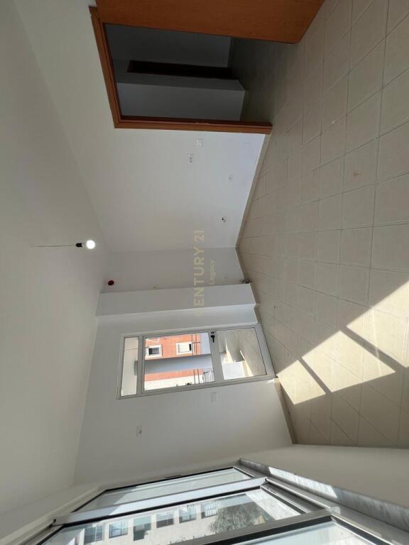 For sale 1+1 apartment in Fresk Rr e Teleferikut!!
