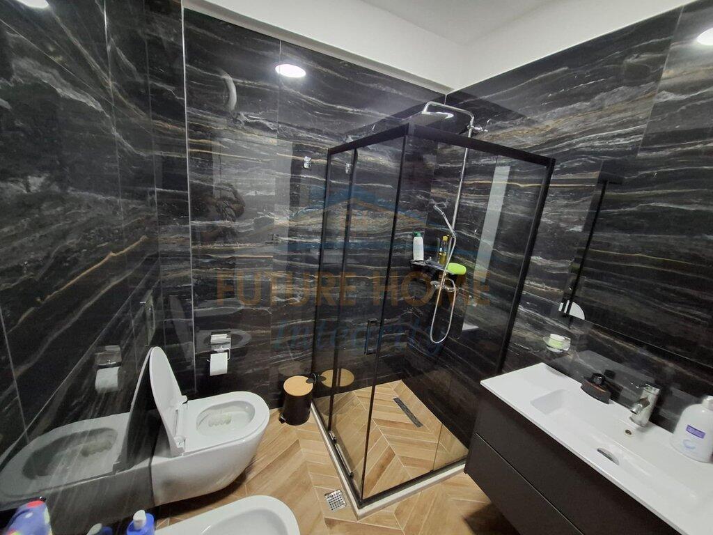 Qera, Apartament 2+1, Kopshti Botanik