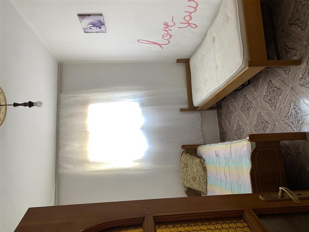 Jepet hyrje 3+1 me qera ne rr Riza Cerova, prane QSUT.