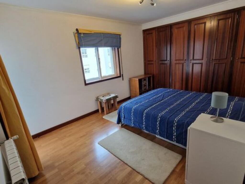 Apartament Me Qera 2+1 Tek Rruga Bardhyl (ID B221323) Tirane.