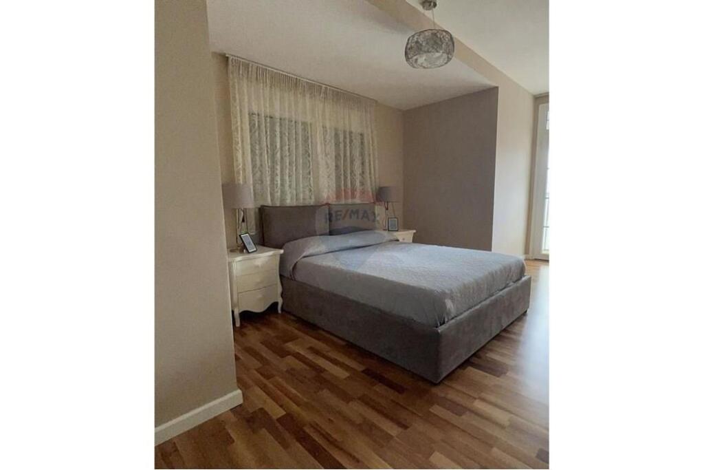 1+1 apartment, Myslym Shyri St.