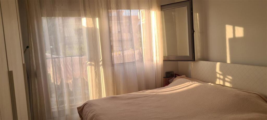 Shitet apartament 1+1 ne Don Bosko prane Viva Market