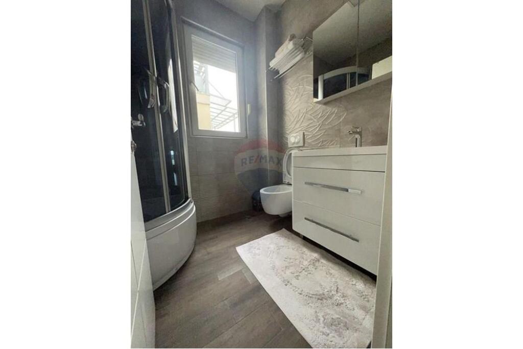 1+1 apartment, Myslym Shyri St.