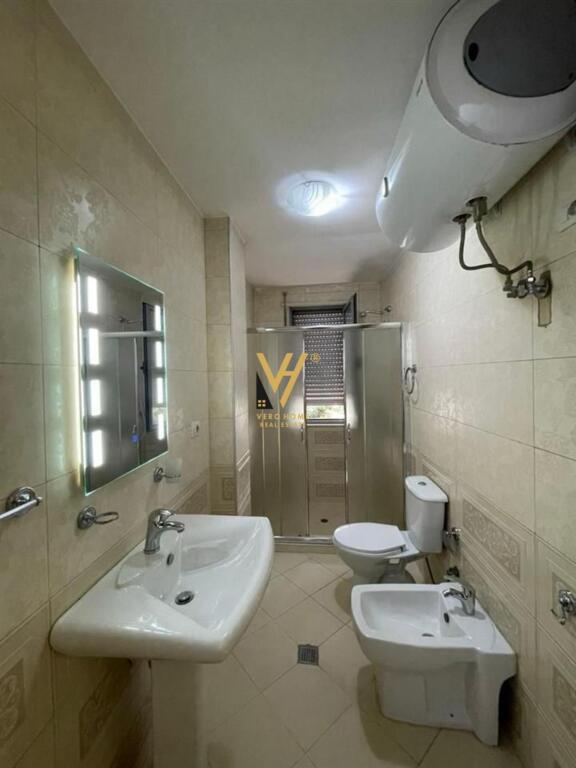SHITET APARTAMENT 3+1+BLK TE LIQENI THATE