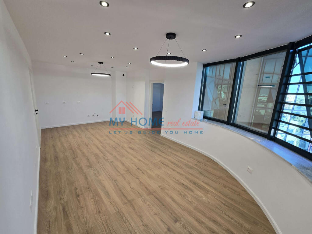 EKSKLUZIVE!!! Apartament 2+1 ne shitje 21 Dhjetori ne Tirane