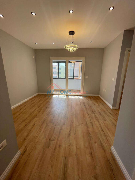 Apartament 1+1 ne shitje tek 5 Maji ne Tirane