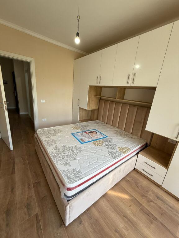 For sale Apartment 1+1 – Shkëmbi i Kavajës