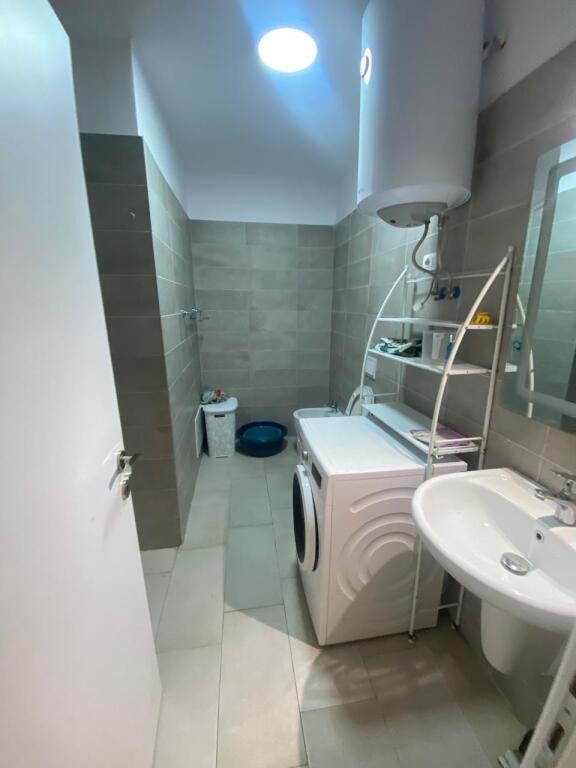1+1 apartment for rent Fusha aviacionit