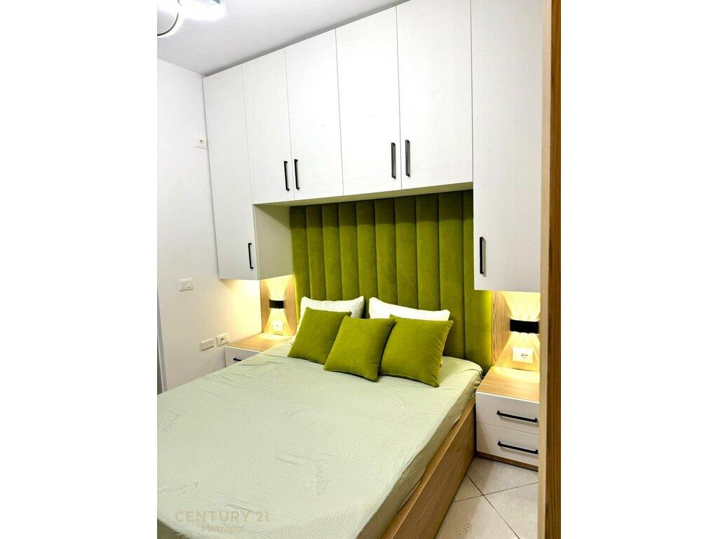 STUDIO FOR RENT, PARIS COMMUNE!   Metropol117111