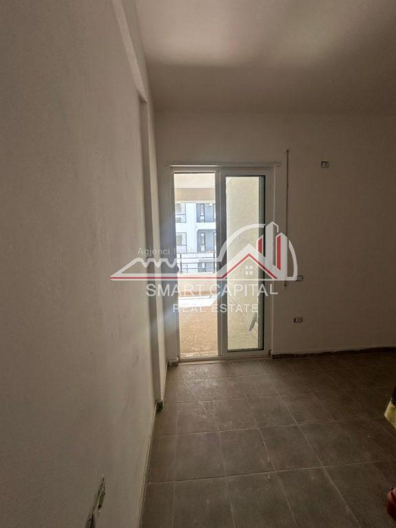 SHITET APARTAMENT 2+1 NE LUNGOMARE-VLORE!!