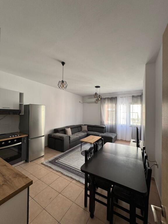 Apartament 2+1+2 me qira ne Astir