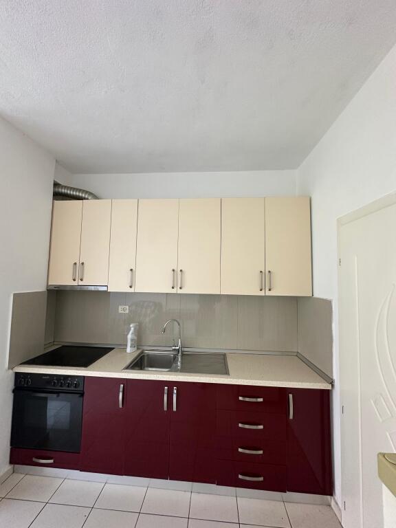 APARTAMENT 1+1 ME QERA, NE FRESK TEK PASTICERI MELISA, FRESK