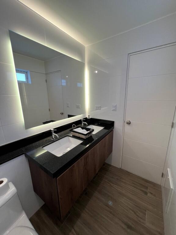 Vile Me Qera 2+1 Tek Selvia (ID BV22454) Tirane