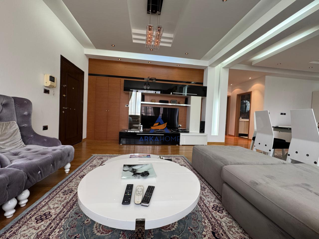 APARTMENT FOR RENT 2+1+2 BALCONIES AT THE BLOCK