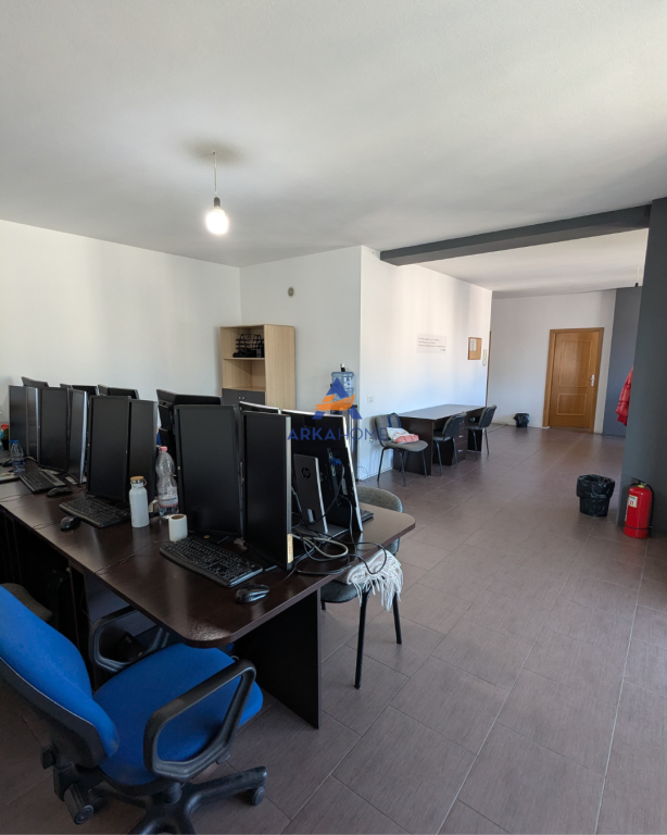 OFFICE 2+1 FOR RENT AT ZOGU I ZI