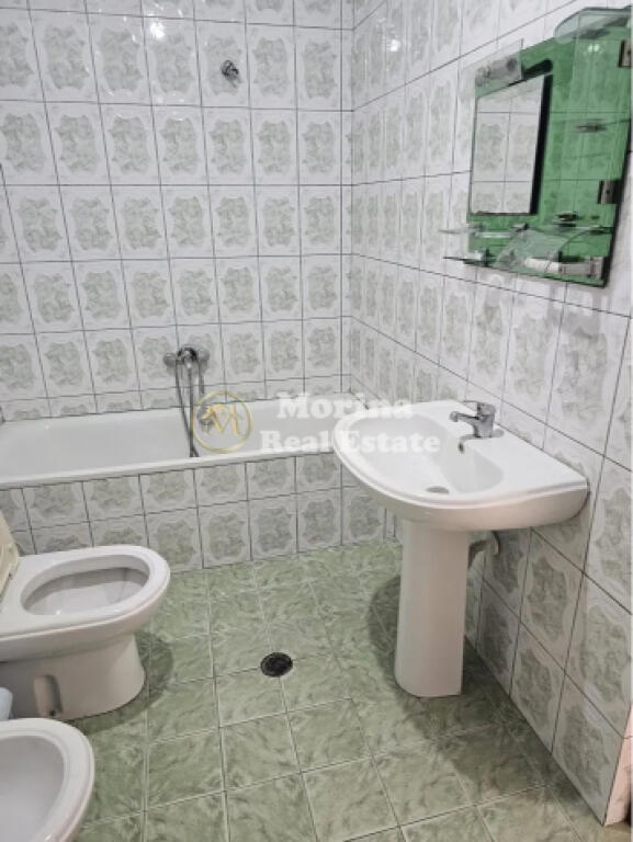 Qera, Hyrje Private 2+1, Bulevardi Ri, 