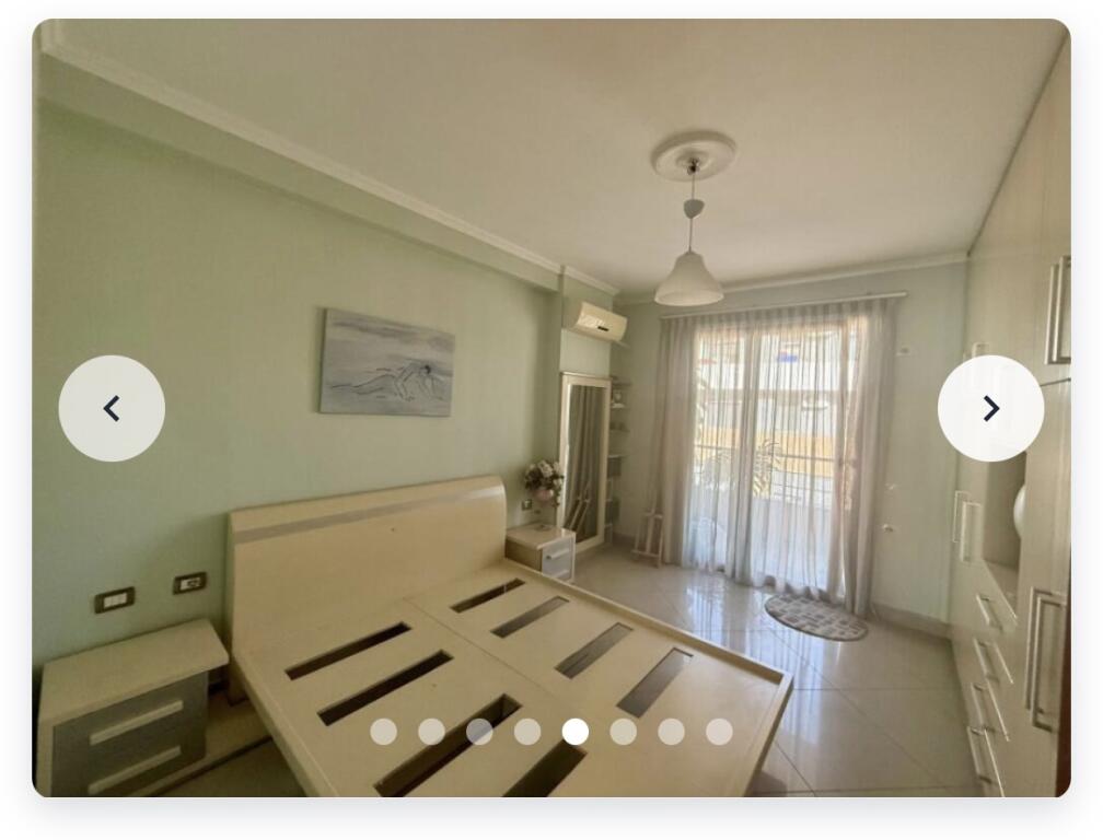 2+2 furnished, at Bar Oslo in Astir.