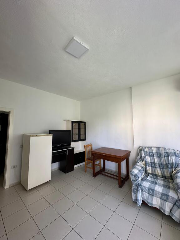 APARTAMENT 1+1 ME QERA, NE FRESK TEK PASTICERI MELISA, FRESK