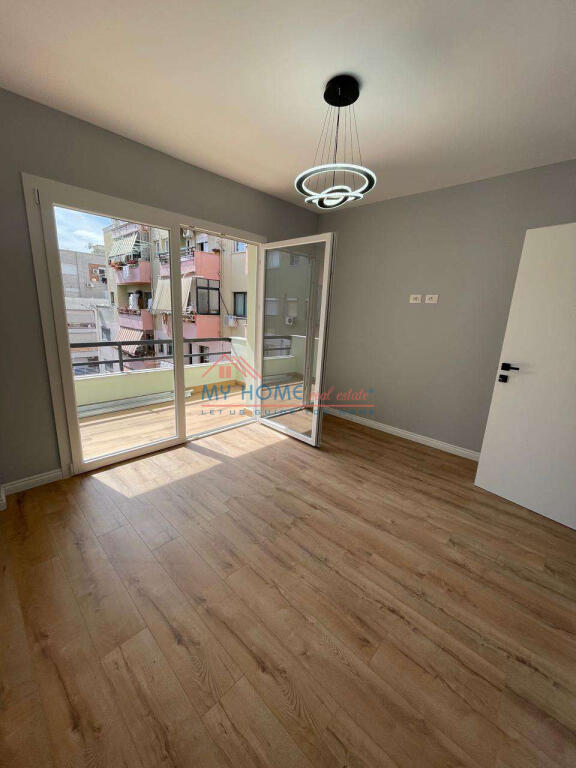 Apartament 1+1 ne shitje tek 5 Maji ne Tirane