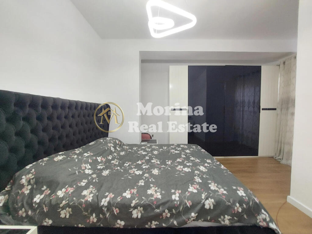 Shitet, Apartament 2+1.