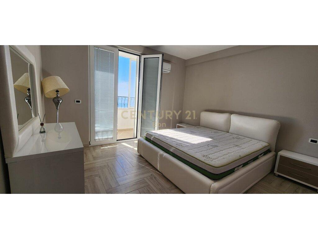 FOR RENT APARTMENT WITH SEA VIEW 3+1+2 WITH GARAGE!
