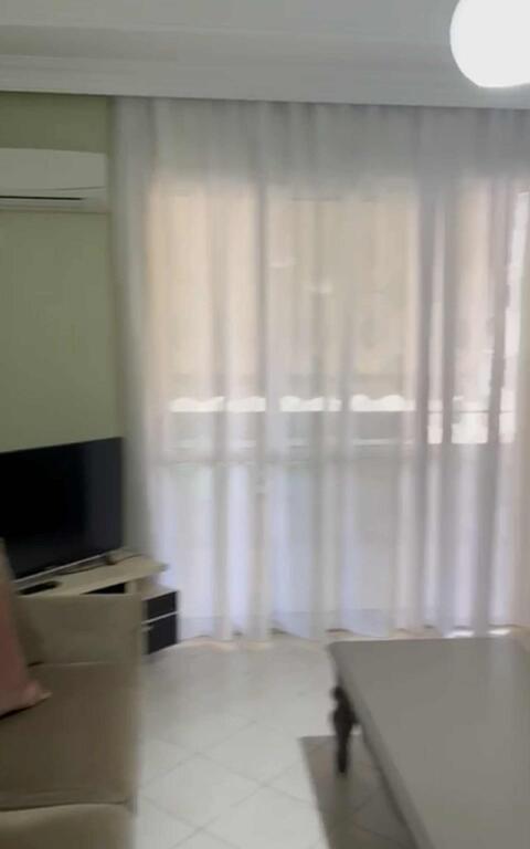 JEPET ME QIRA 1+1 KOMUNA E PARISIT