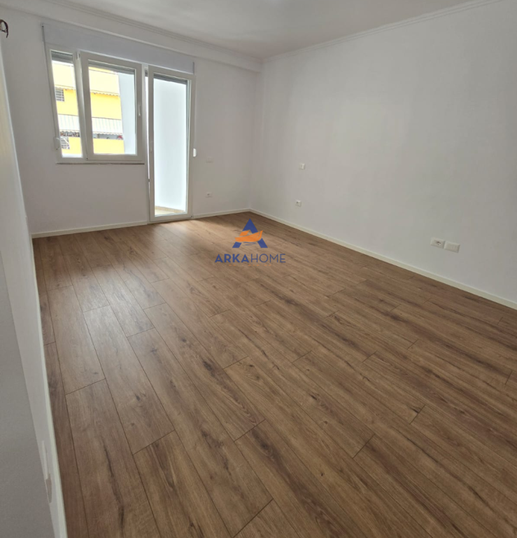 SHITET APARTAMENT 2+1 TE RRUGA KAVAJES "QENDRA CONCORD".