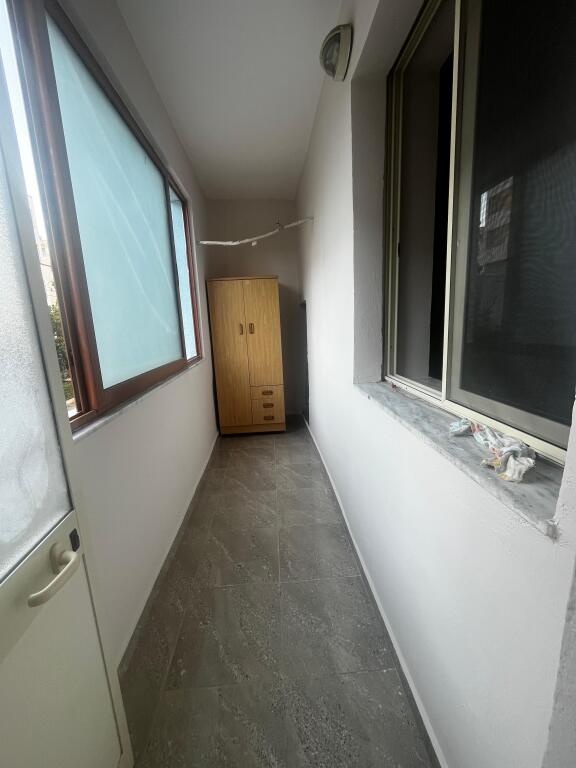 Shitet Apartament 1+1 Lagjja 18 Durres