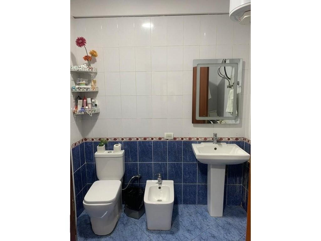 Apartament 2+1 me Qira – Unaza e Re, pranë Artistit!