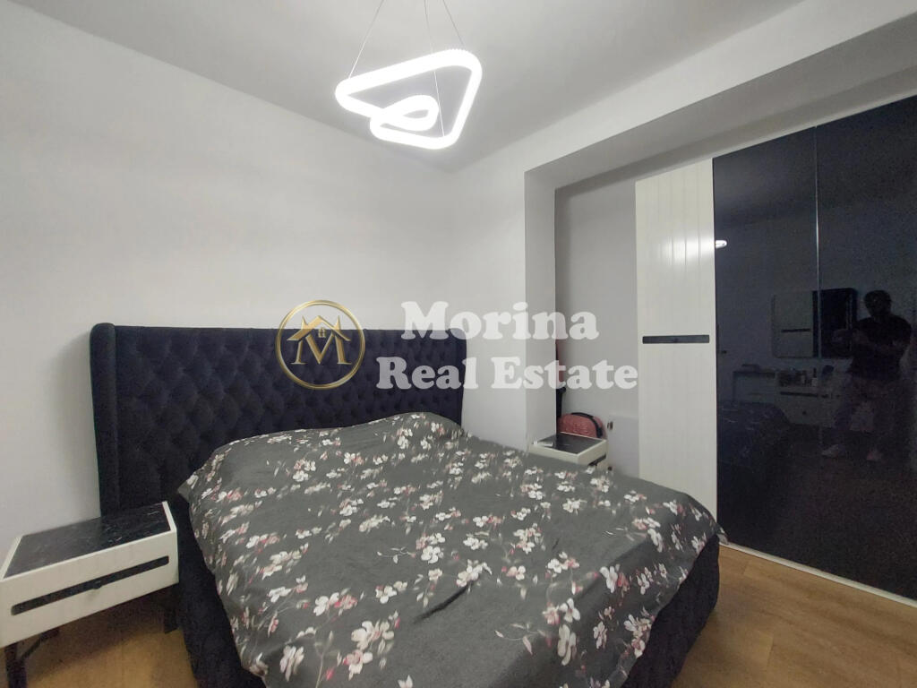 Shitet, Apartament 2+1.