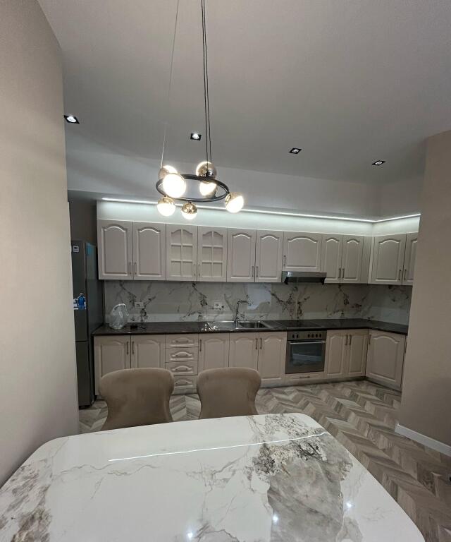 Apartment for rent 2+1+2 Center of Tirana, 9 Floors